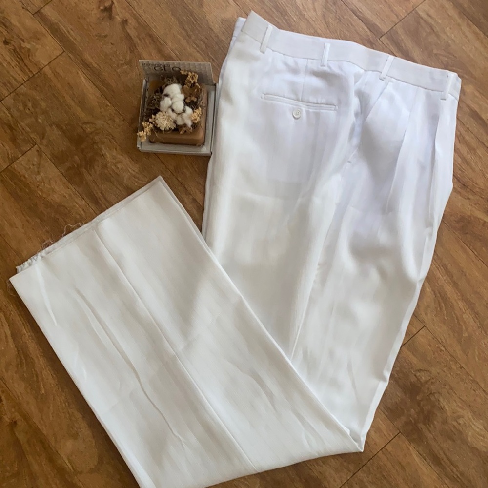 Men’s Milano Moda White slacks 52R/46W,new